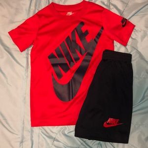 Nike athletic set